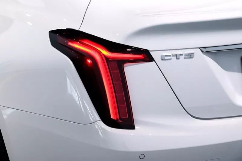不到20万又能入手凯迪拉克大后超？CT5预售价28万起！