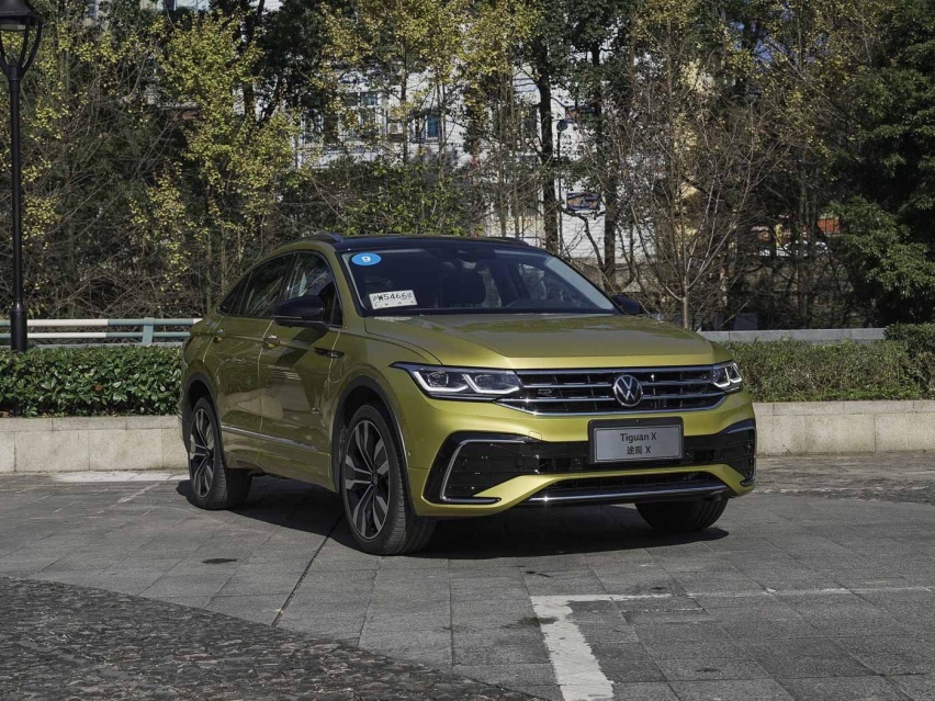 丰田全新轿跑SUV“Harrier”海外上市！网友：谁说丰田是老头乐！