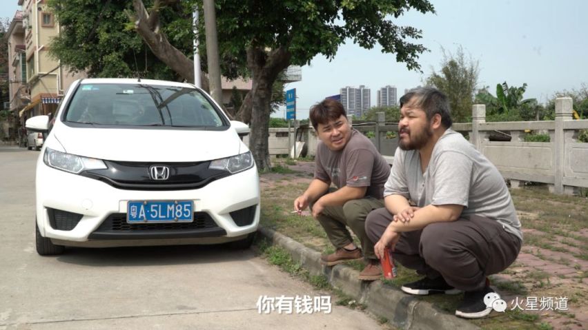 空手套白狼！没钱没信用凭什么买车？因为有你啊