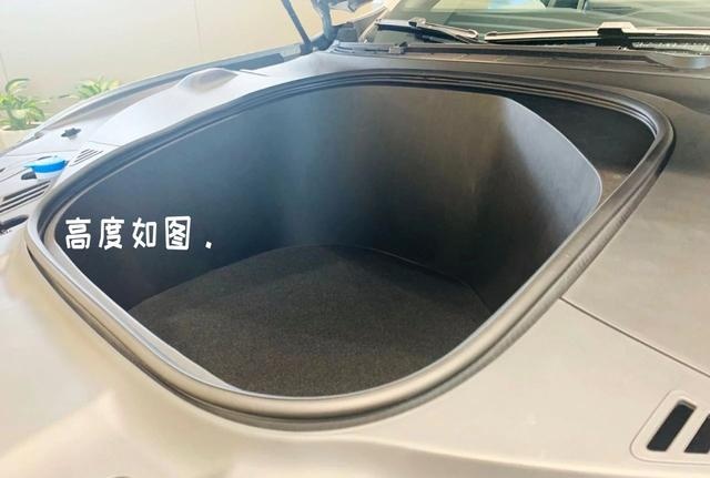 706km续航！挑战特斯拉？小鹏P7【实拍揭秘】