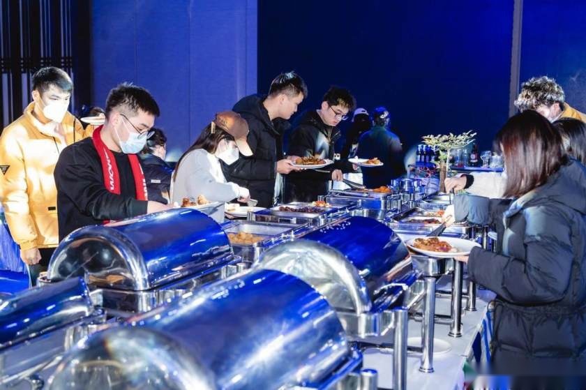 卉眼识车|边看球边狂欢冠军之夜与吉利共享世界杯盛宴