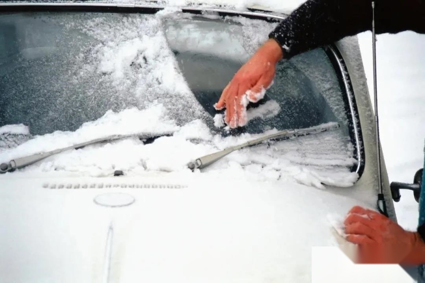 冰雪天气用车小技巧