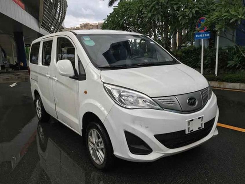 比亚迪M3纯电MPV申报信息 提供三种座椅布局