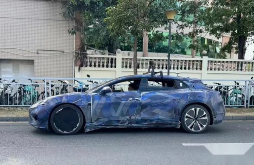 帕拉梅拉、GLS同级，腾势两款旗舰车型谍照曝光！