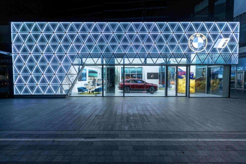 BMW i 品牌专属体验店——“BMW i深圳”