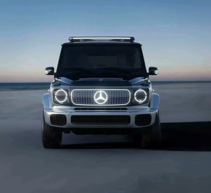迈巴赫EQS SUV、电动大G等纯电新车齐亮相,加速触电的奔驰太可了!