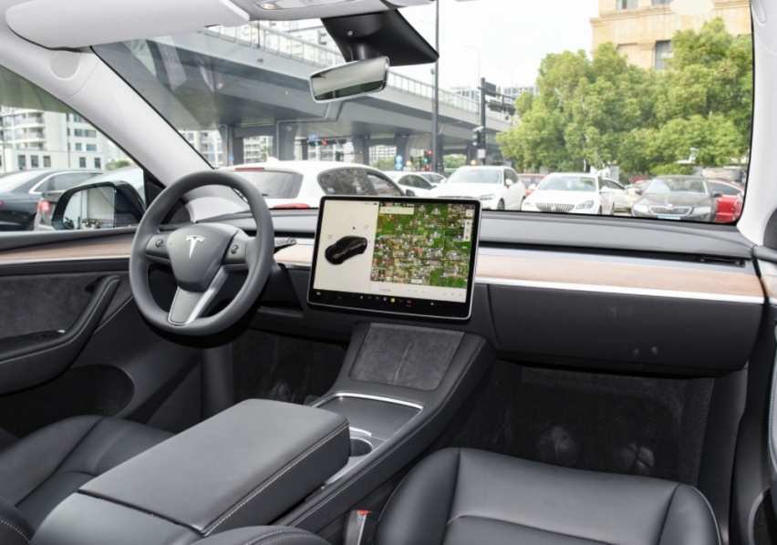 开了3次Model Y，转头却入手阿维塔11，车主：发现这两款车的差距