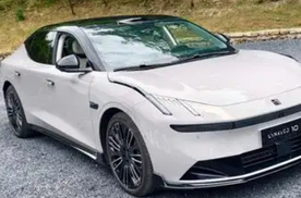35万买中大型MPV，是选“老牌”的底盘，还是“新贵”的配置？