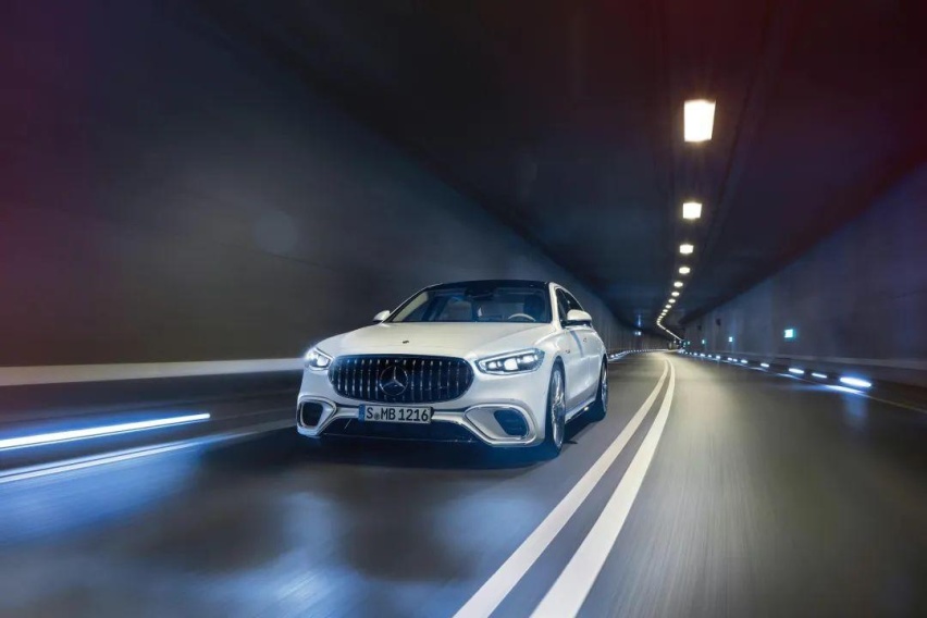 V8+混动系统,全新AMG S 63超过800马力