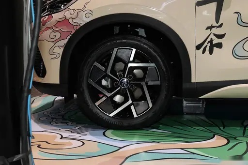新款捷达VS5正式上市，搭载1.4T发动机，对比元PLUS