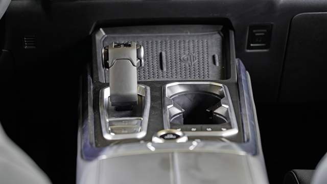 坦克又一款新车上市，可油可电还能越野，关键才卖27.98万起