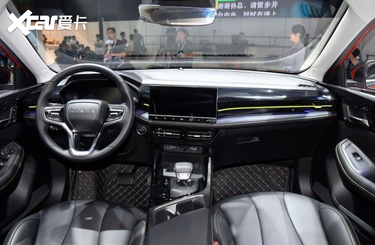 高性价比运动轿车 全新荣威i5 GT上市，售8.79万起