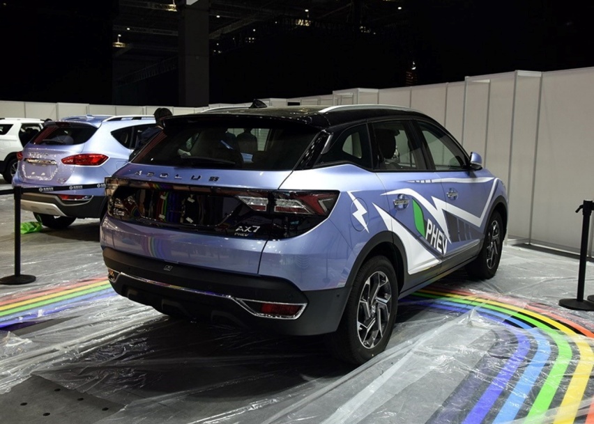 官宣油耗1.6L的国产PHEV，1.4T+电机迎合动感
