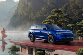 1590km综合续航+896线激光雷达 问界M8 Max增程长续航版