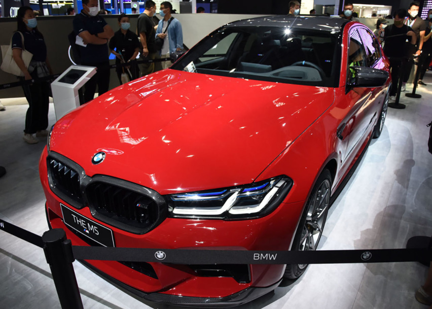 4.4T+8AT的宝马，售价143.89万，不好驾驭的M5