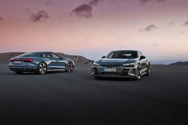 续航488km，奥迪首款电动性能车e-tron GT首秀