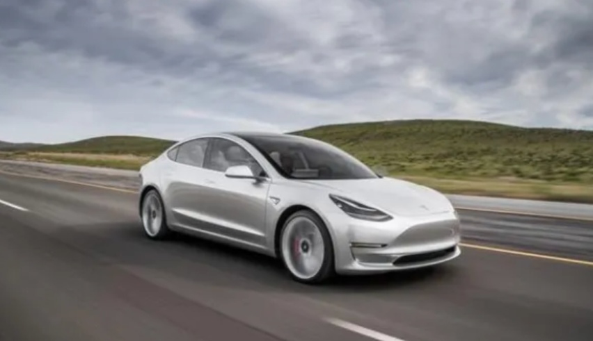 特斯拉Model 3大批召回，是特斯拉的担当还是Model 3的问题？
