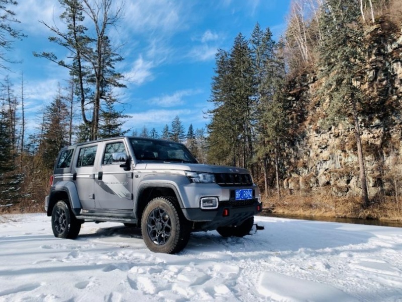 膜拜长白山 BJ40极限挑战冰与雪 驰骋大东北