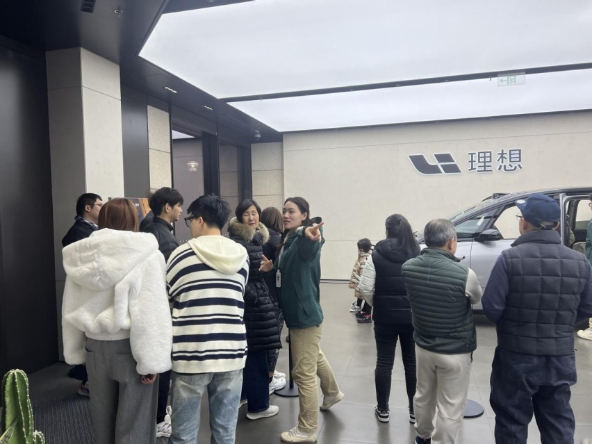 理想MEGA遭网络抹黑风波，共建诚信网络空间刻不容缓