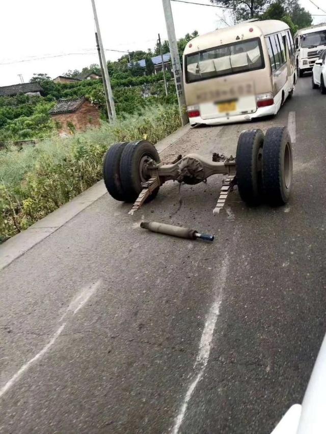 只知道独悬和非独悬？搜罗8种悬挂，挑战一下看你认识几个？