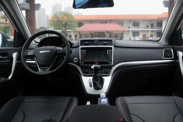 8万元以内买紧凑型SUV？这几款车型值得一看，还是自动挡！