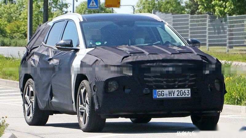 2021-hyundai-tucson-spy-photos.jpg