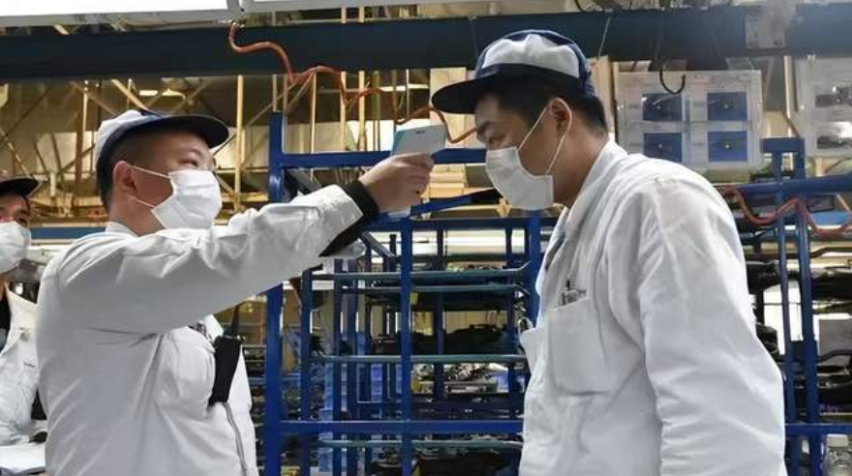 4月汽车销量暴跌，经销商库存预警，为啥老百姓都不敢买车了