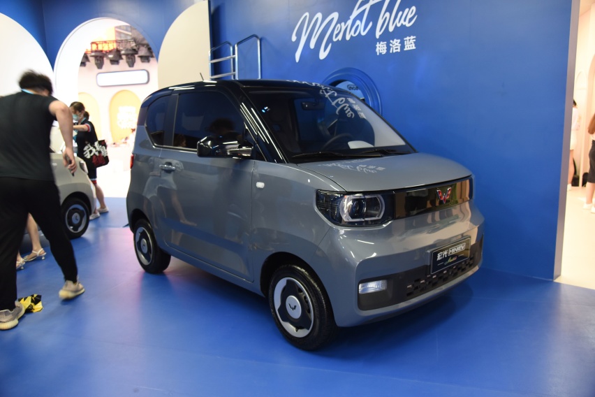 售3.76万起/国民潮车 宏光MINIEV马卡龙秋色上市