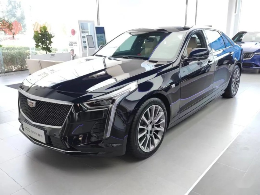 Cars01车闻丨“解读蓝色优雅” 静态品鉴120周年凯迪拉克CT6