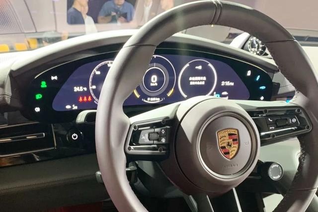 88.8万起、保时捷Taycan入门版车型上市！