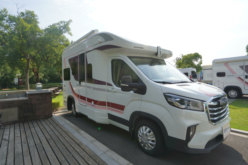 原厂48V智能双发电能管理系统，房车“去营地化”解决方案