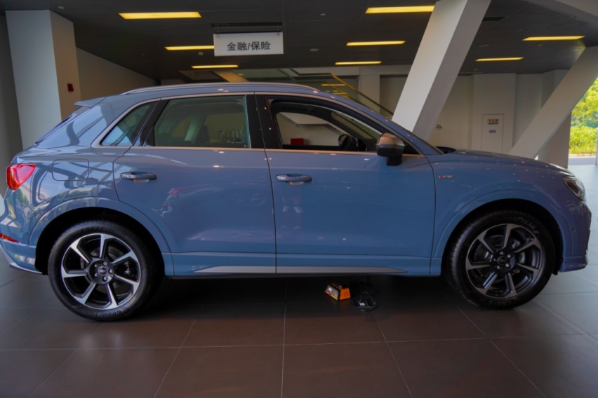 25万买BBA的紧凑型SUV，新款奥迪Q3值得看