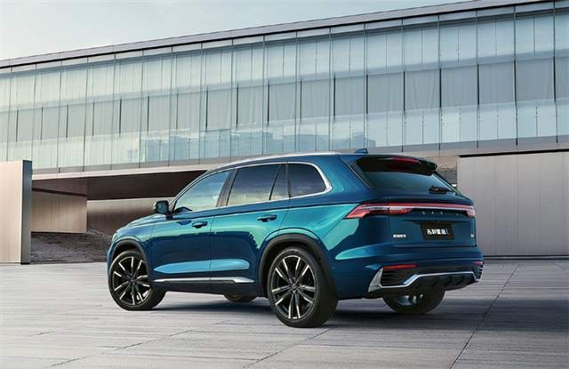 15万买国产旗舰级SUV，哈弗神兽还是吉利星越L？