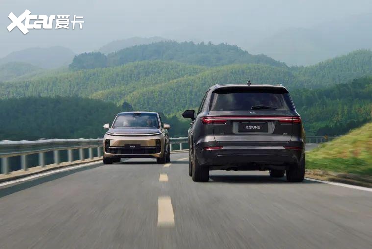 理想L8对比问界M7，30多万的新能源车怎么选？