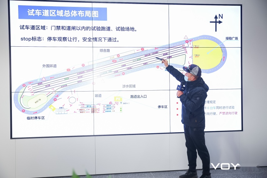 岚图FREE工厂试驾，武汉造三十万级电动SUV标杆