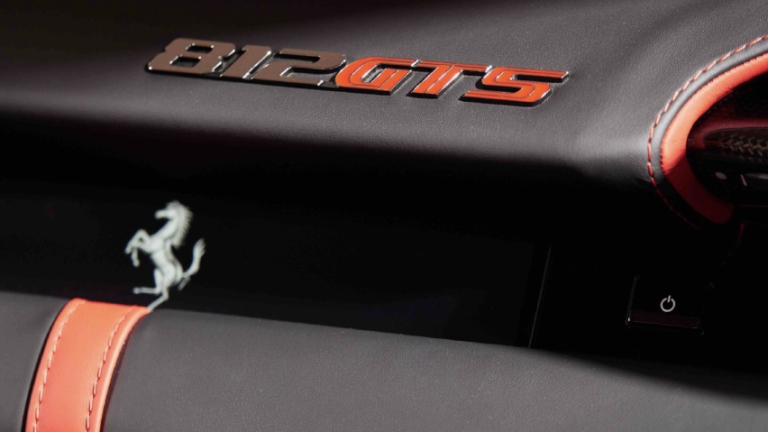 50年了，V12的敞篷法拉利终于回归！法拉利812 GTS