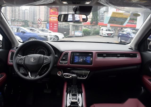 年底入手一台新车，15万级合资SUV推荐，年轻人就该这么选