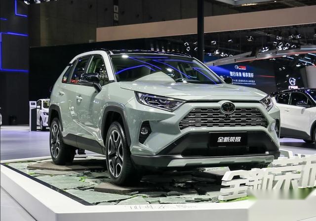 购车三要素：空间、动力、性价比，全新荣放真的不如探岳