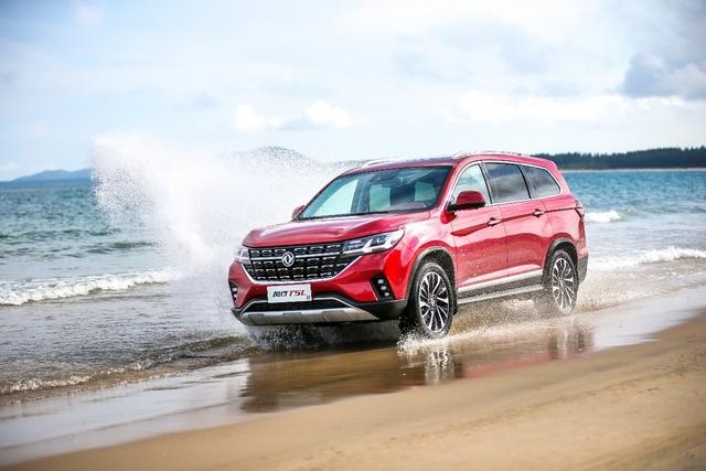 8.99万的7座中型SUV，起步配1.8T引擎，整车质保8年