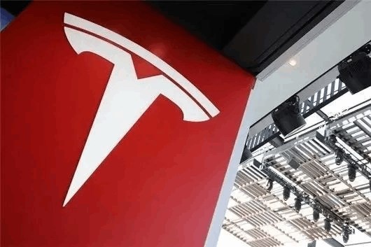 推诿、甩锅，特斯拉“店大欺客”实锤