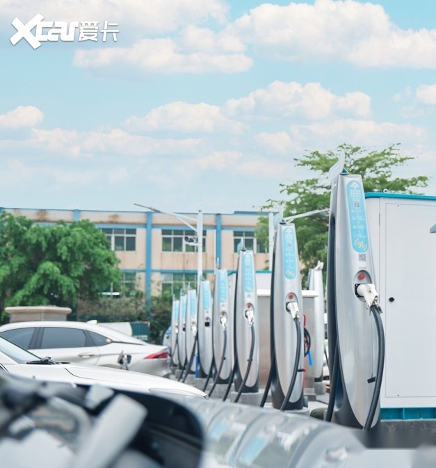 2220个充电桩极速上线,能源生态也有"埃安速度"