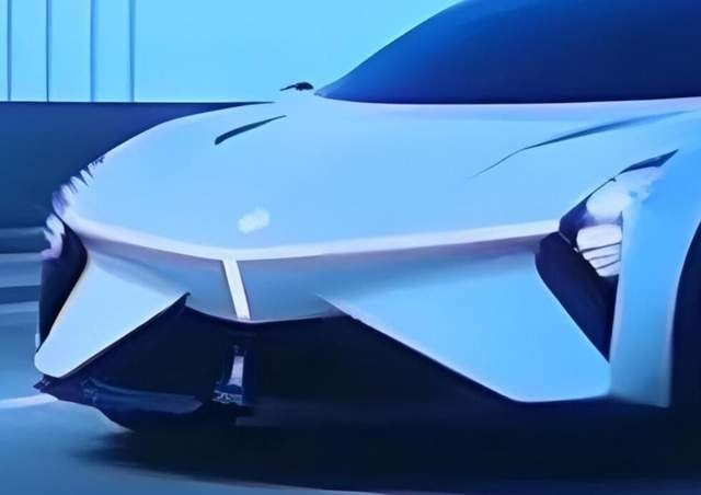 继续向上卷！EQ200挑战蔚来ET7，宝骏品牌2024年将推3款新车