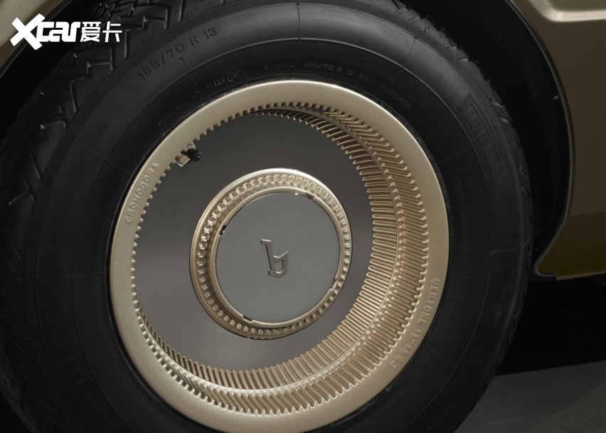 大街上看不到的宝马车，被宝马复刻出来做情怀车，你会买么？