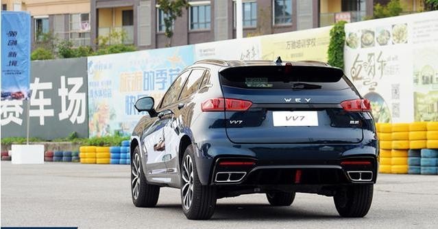 GT+黑武士+奔驰御用改装，这款国产SUV到底藏了多少“货”？
