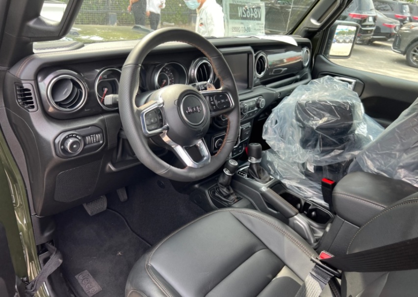 低调奢华上档次，Jeep牧马人392国内实拍，搭载6.4L V8动力系