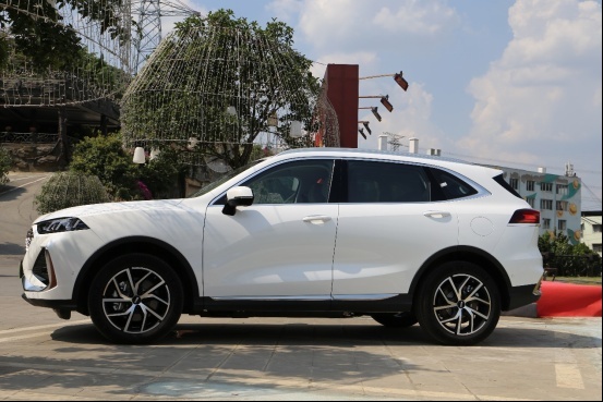 试驾丨火热的天气，“冰冷”的拿铁DHT-PHEV