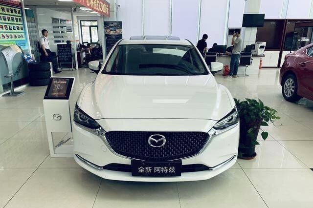 新款马自达阿特兹店内实车，不仅外观帅，内饰更加有质感！