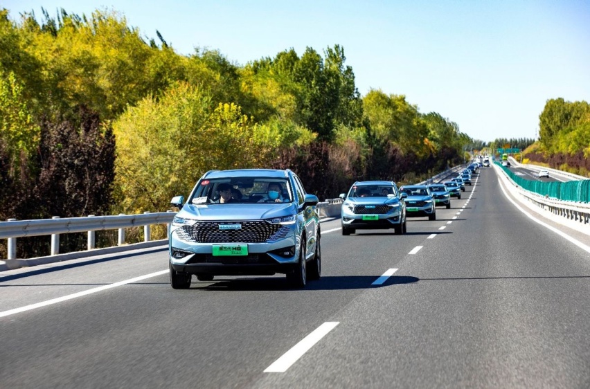 试驾哈弗H6 DHT-PHEV，15万级的国民神车“触电”体验