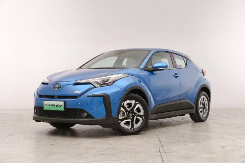 极具设计美感的 SUV 广汽丰田 C-HR EV 实拍