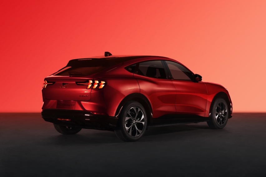 长安福特Mustang Mach-E上市售26.5万元起